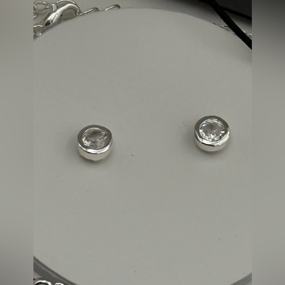 LONDON FOG Collection BRACELET and MATCHING EARRINGS set, Retail $99, NIB - Picture 3 of 6